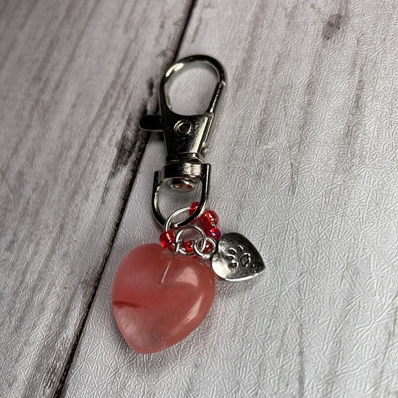 Natural Strawberry Quartz Crystal Charm With Love My Cat Charm Keychain - Picture 2 of 15